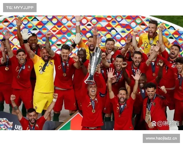 欧洲冠军联赛:欧洲顶级俱乐部激烈角逐 谁能最终登顶捧起奖杯 欧洲冠军联赛:欧洲顶级俱乐部激烈角逐 谁能最终登顶捧起奖杯